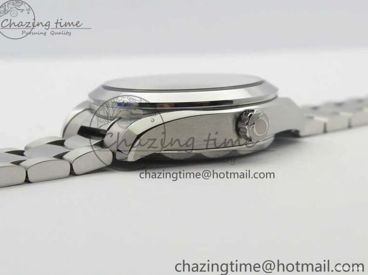 0321 SportInspired Aqua Terra 150M 34mm Ladies SS VSF 1:1 Best Edition Silver Dial Diamonds Markers on SS Bracelet A 7932